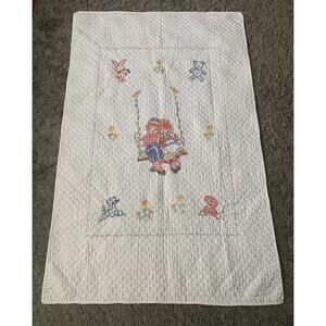 Raggedy Ann & Andy Embroidered VTG Single Layer Baby Quilt, Throw, Wall Hanging